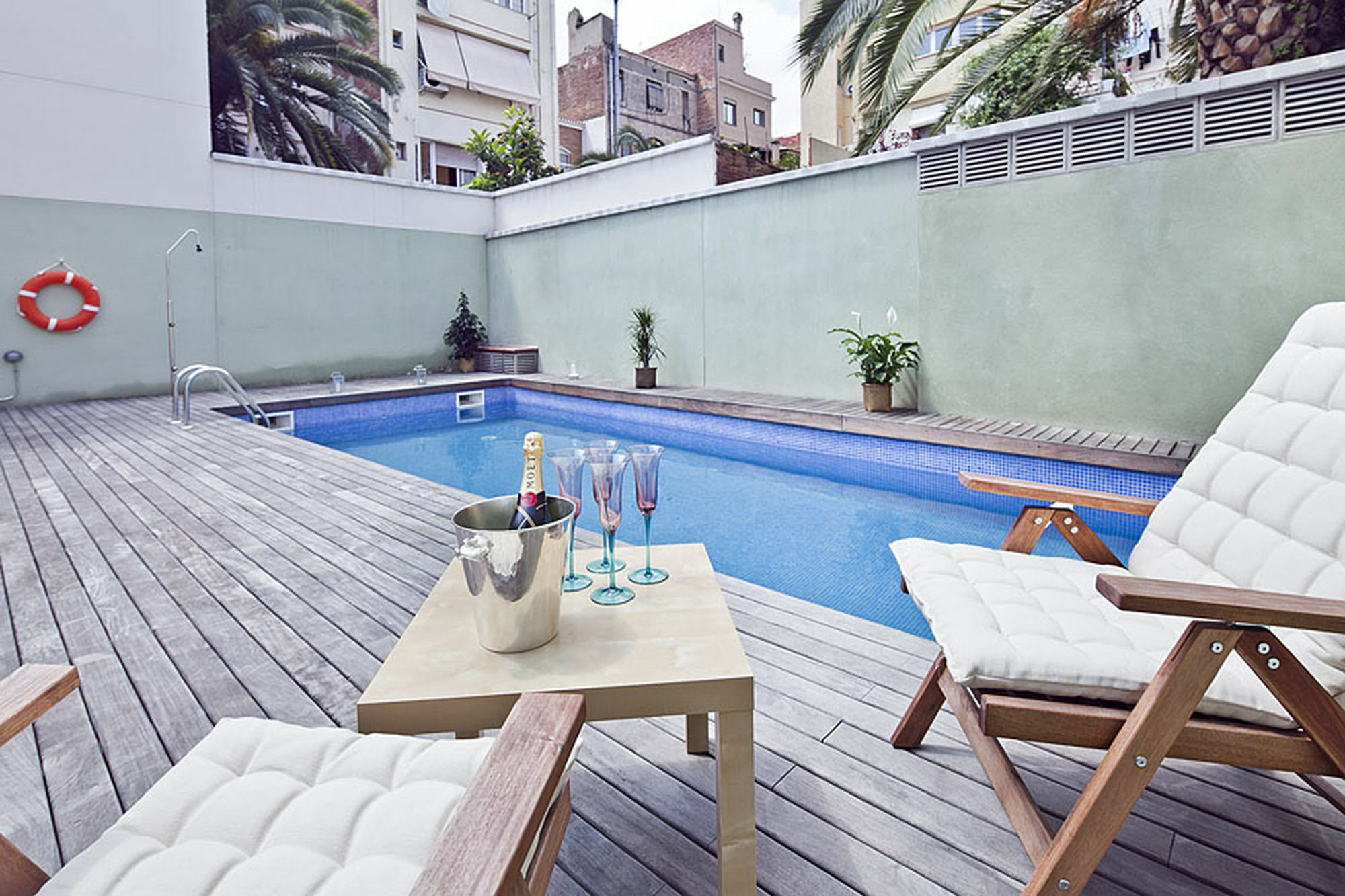 My Space Barcelona Gracia Pool Terrace Exterior photo